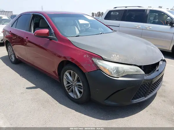 4T1BF1FK4HU783927 2017 TOYOTA CAMRY - Image 1