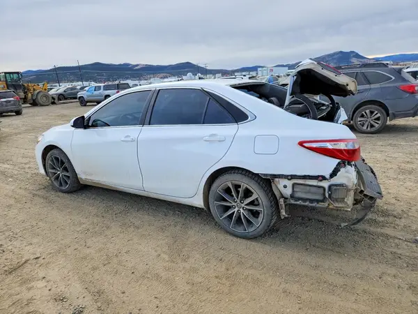 4T1BF1FK4HU791283 2017 TOYOTA CAMRY - Image 2