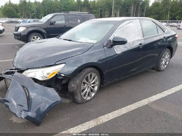 4T1BF1FK4HU794510 2017 TOYOTA CAMRY - Image 2