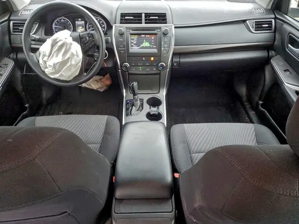 4T1BF1FK4HU799352 2017 TOYOTA CAMRY - Image 8