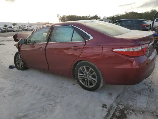 4T1BF1FK4HU800757 2017 TOYOTA CAMRY - Image 2