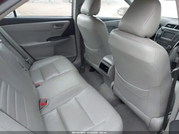 4T1BF1FK4HU801181 2017 TOYOTA CAMRY - Image 8