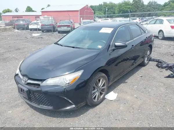 4T1BF1FK4HU803612 2017 TOYOTA CAMRY - Image 2