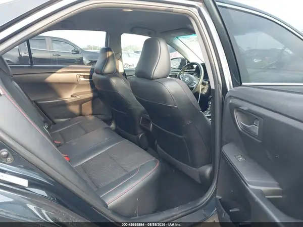 4T1BF1FK4HU805764 2017 TOYOTA CAMRY - Image 8