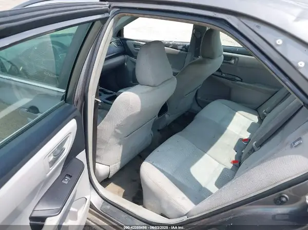 4T1BF1FK4HU806879 2017 TOYOTA CAMRY - Image 8