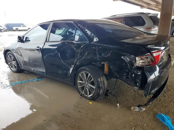 4T1BF1FK4HU807966 2017 TOYOTA CAMRY - Image 2