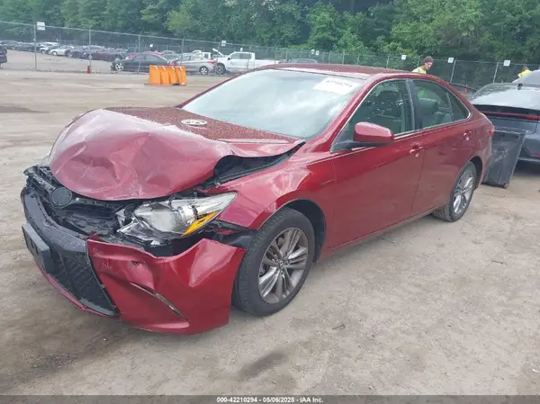 4T1BF1FK4HU811290 2017 TOYOTA CAMRY - Image 2