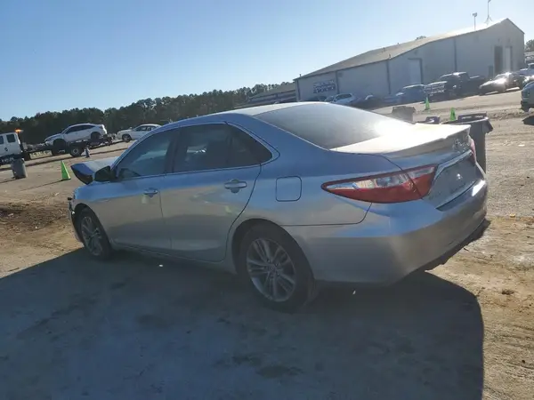 4T1BF1FK5GU116492 2016 TOYOTA CAMRY - Image 2