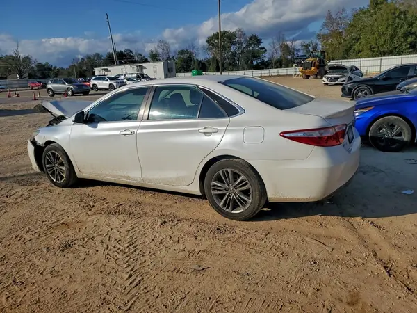4T1BF1FK5GU121434 2016 TOYOTA CAMRY - Image 2