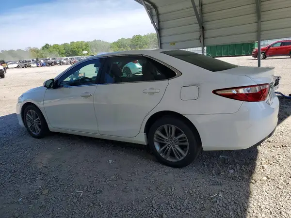 4T1BF1FK5GU128674 2016 TOYOTA CAMRY - Image 2