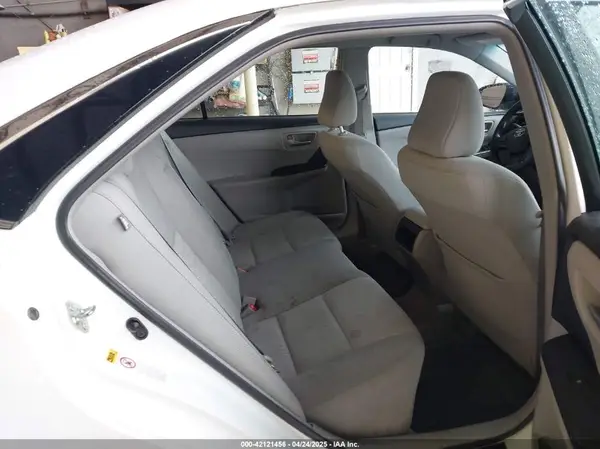 4T1BF1FK5GU132658 2016 TOYOTA CAMRY - Image 8