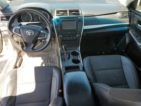 4T1BF1FK5GU133163 2016 TOYOTA CAMRY - Image 8
