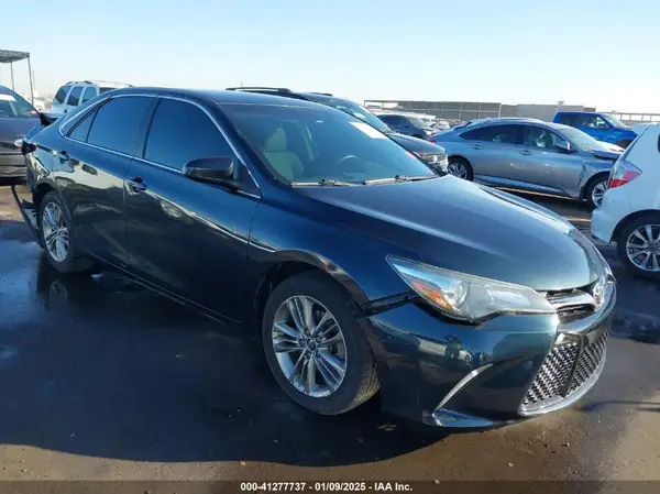 4T1BF1FK5GU143319 2016 TOYOTA CAMRY - Image 1