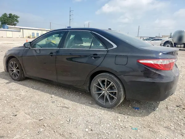 4T1BF1FK5GU147970 2016 TOYOTA CAMRY - Image 2