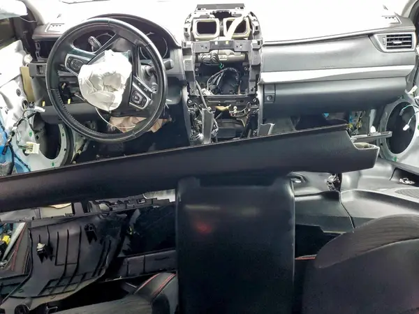 4T1BF1FK5GU154028 2016 TOYOTA CAMRY - Image 8