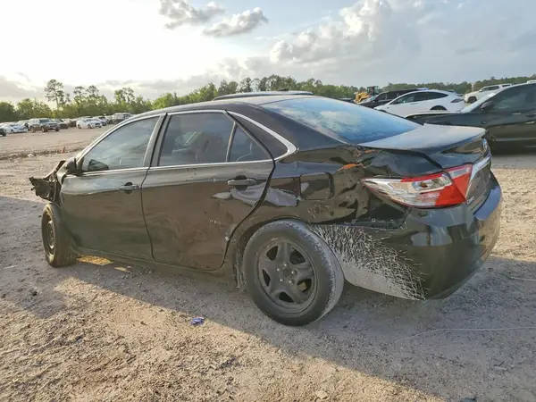 4T1BF1FK5GU157009 2016 TOYOTA CAMRY - Image 2