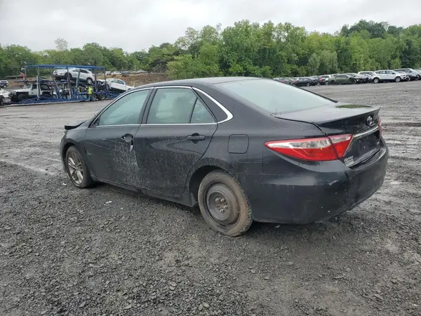 4T1BF1FK5GU158824 2016 TOYOTA CAMRY - Image 2