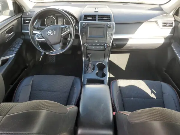 4T1BF1FK5GU161982 2016 TOYOTA CAMRY - Image 8