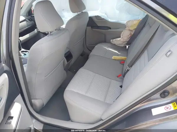 4T1BF1FK5GU163182 2016 TOYOTA CAMRY - Image 8