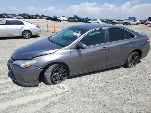 4T1BF1FK5GU169130 2016 TOYOTA CAMRY - Image 1