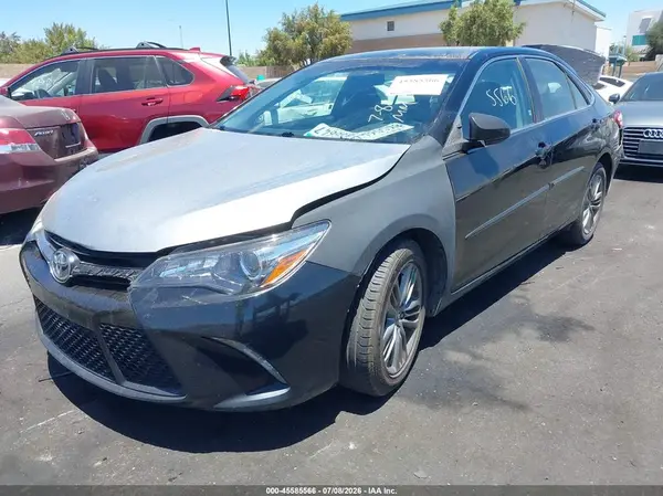4T1BF1FK5GU173727 2016 TOYOTA CAMRY - Image 2