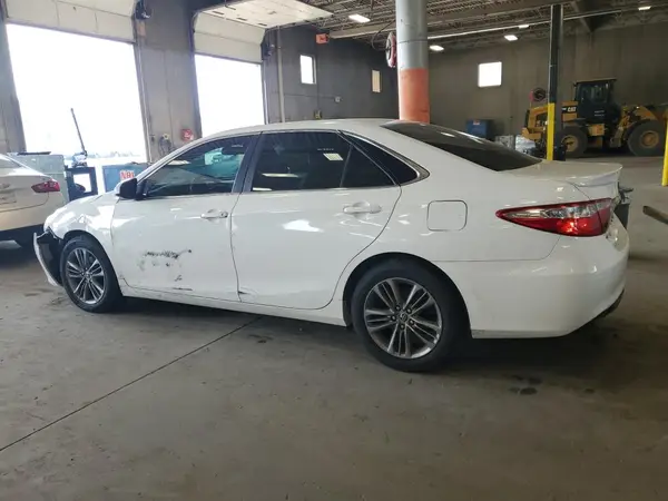 4T1BF1FK5GU175008 2016 TOYOTA CAMRY - Image 2
