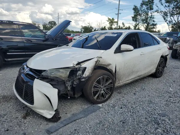 4T1BF1FK5GU177132 2016 TOYOTA CAMRY - Image 1