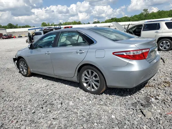 4T1BF1FK5GU178880 2016 TOYOTA CAMRY - Image 2