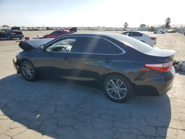 4T1BF1FK5GU179351 2016 TOYOTA CAMRY - Image 2