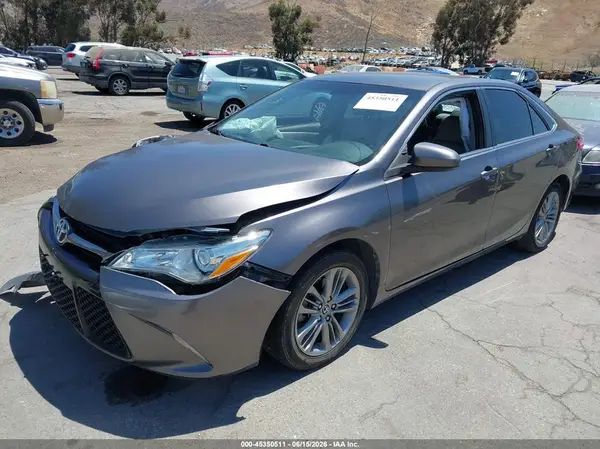 4T1BF1FK5GU182606 2016 TOYOTA CAMRY - Image 2