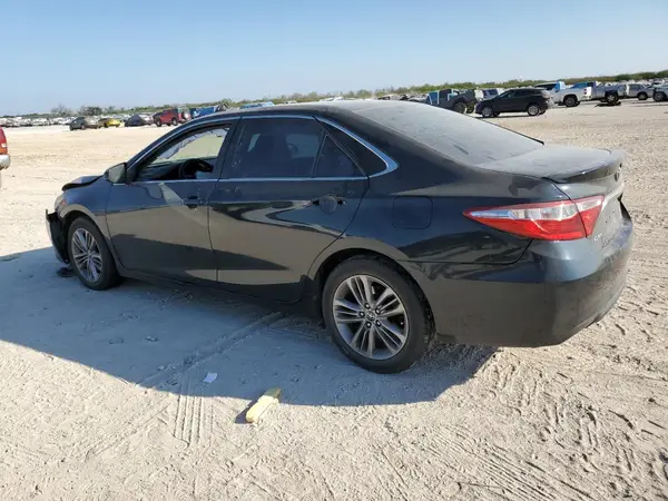 4T1BF1FK5GU188793 2016 TOYOTA CAMRY - Image 2