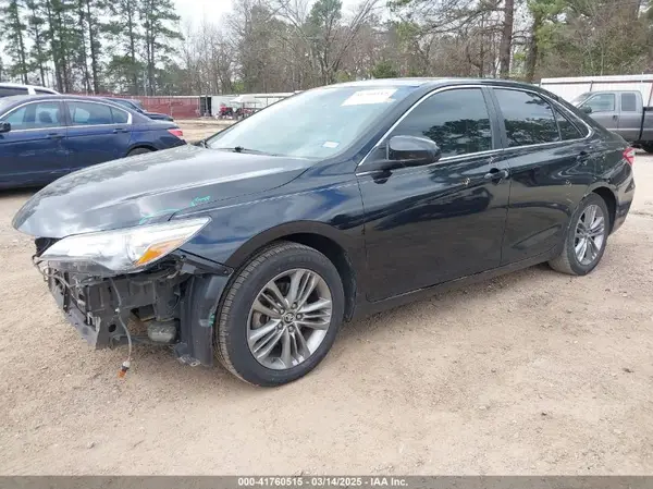 4T1BF1FK5GU188826 2016 TOYOTA CAMRY - Image 2