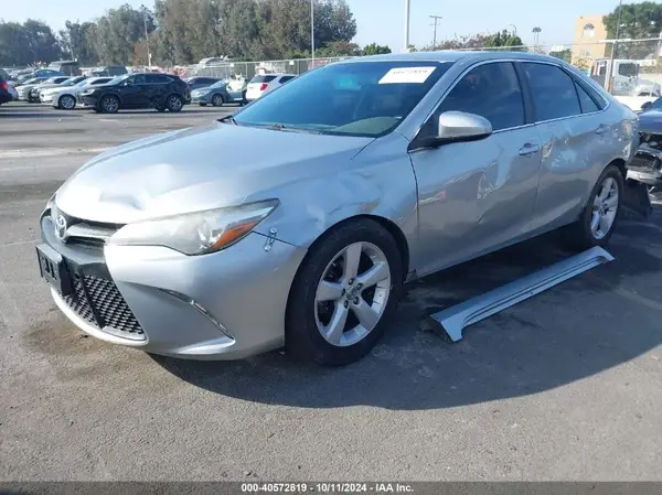 4T1BF1FK5GU193007 2016 TOYOTA CAMRY - Image 2