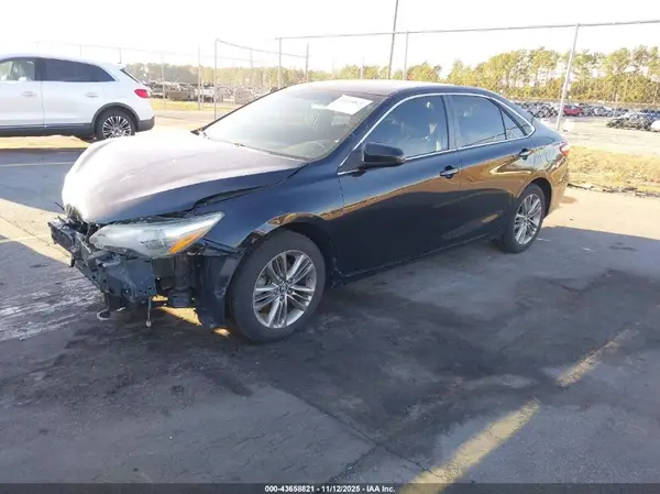 4T1BF1FK5GU193041 2016 TOYOTA CAMRY - Image 2