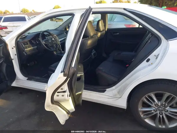 4T1BF1FK5GU195632 2016 TOYOTA CAMRY - Image 8