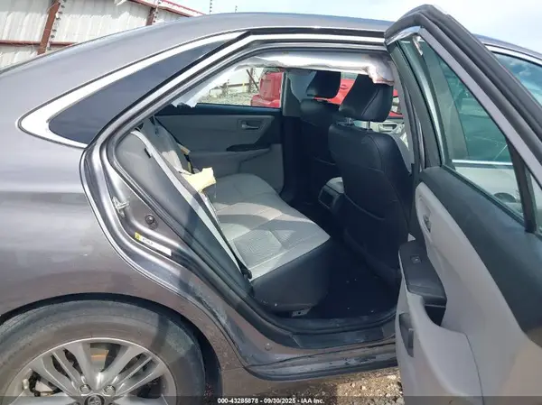 4T1BF1FK5GU196473 2016 TOYOTA CAMRY - Image 8