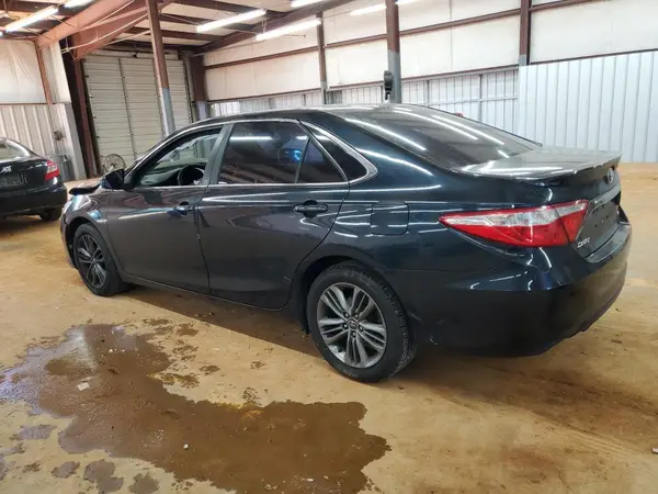 4T1BF1FK5GU197672 2016 TOYOTA CAMRY - Image 2