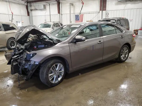 4T1BF1FK5GU198109 2016 TOYOTA CAMRY - Image 1