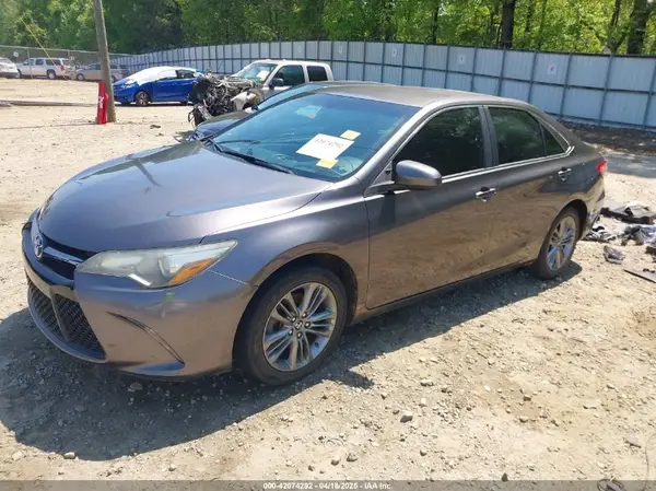 4T1BF1FK5GU198661 2016 TOYOTA CAMRY - Image 2