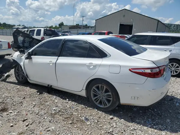 4T1BF1FK5GU199227 2016 TOYOTA CAMRY - Image 2