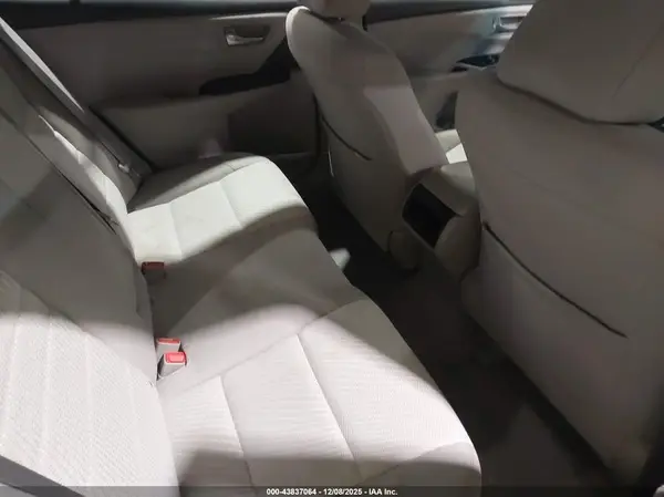4T1BF1FK5GU204703 2016 TOYOTA CAMRY - Image 8