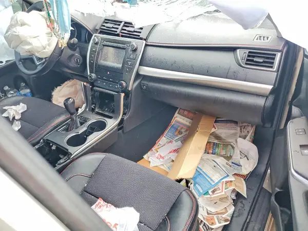 4T1BF1FK5GU205480 2016 TOYOTA CAMRY - Image 8