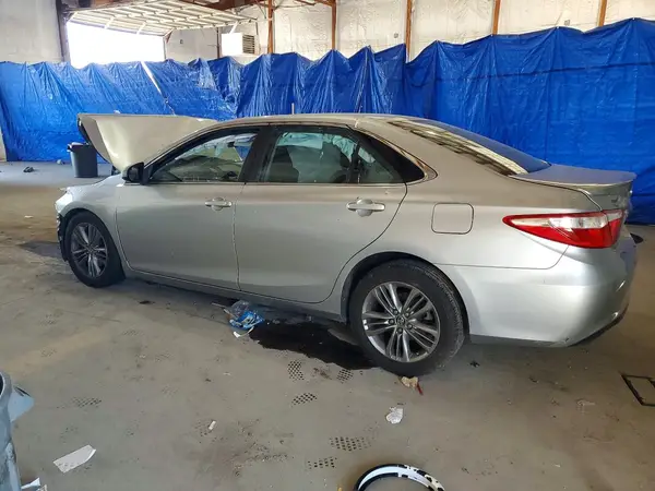 4T1BF1FK5GU207892 2016 TOYOTA CAMRY - Image 2