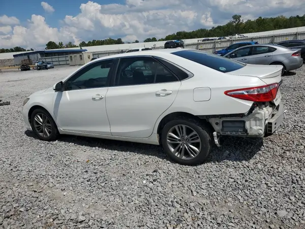 4T1BF1FK5GU208072 2016 TOYOTA CAMRY - Image 2