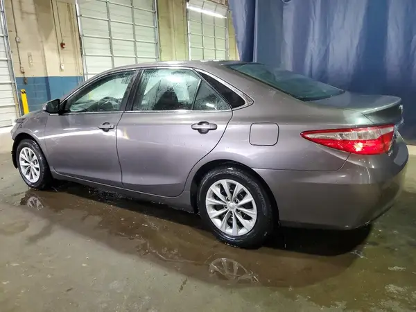 4T1BF1FK5GU209691 2016 TOYOTA CAMRY - Image 2