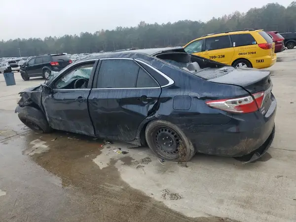 4T1BF1FK5GU210176 2016 TOYOTA CAMRY - Image 2