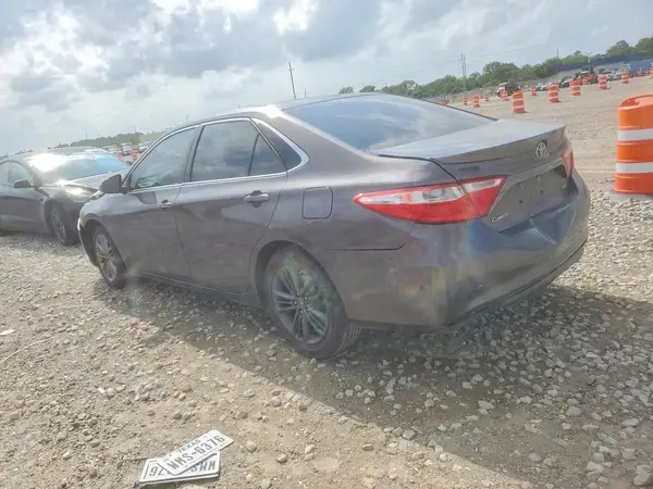 4T1BF1FK5GU211411 2016 TOYOTA CAMRY - Image 2