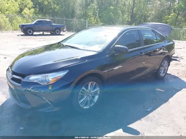 4T1BF1FK5GU211912 2016 TOYOTA CAMRY - Image 2
