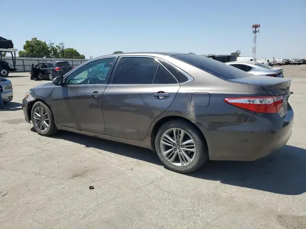 4T1BF1FK5GU223767 2016 TOYOTA CAMRY - Image 2