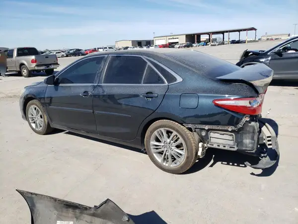 4T1BF1FK5GU224207 2016 TOYOTA CAMRY - Image 2